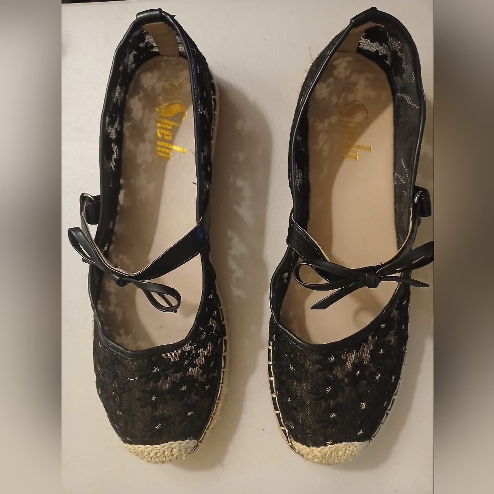 Black Women's Shoes